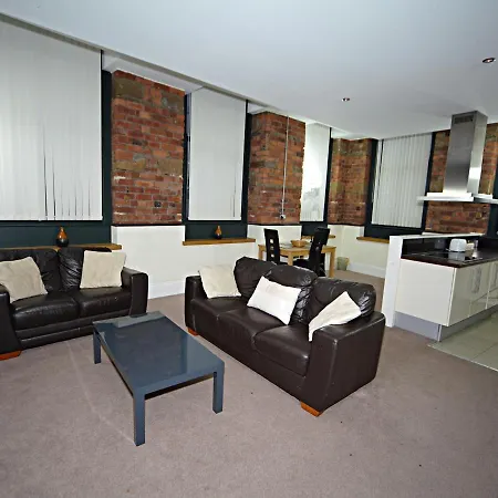 Premier * Bradford (West Yorkshire)